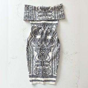 Elliatt Off the Should Bodycon Dress